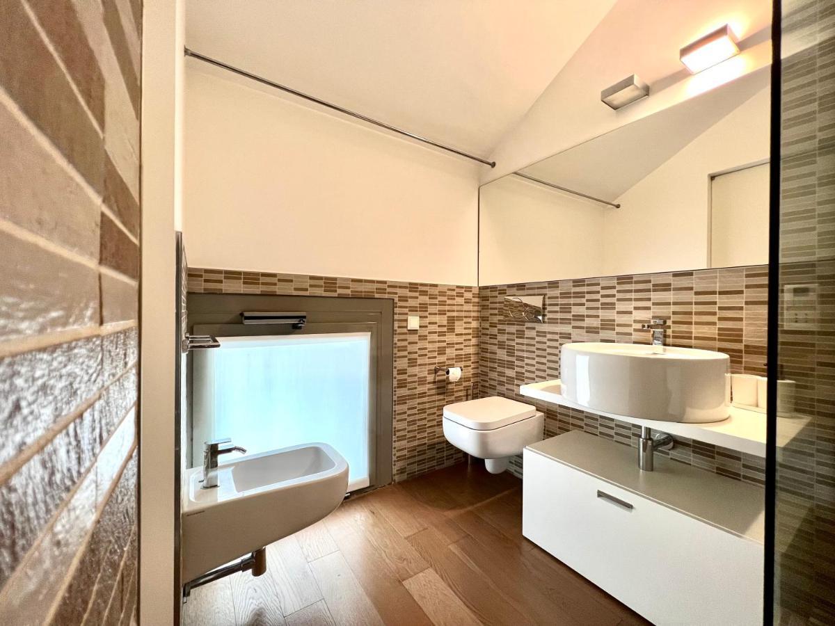 Апартаменты Modern Loft Милан Экстерьер фото