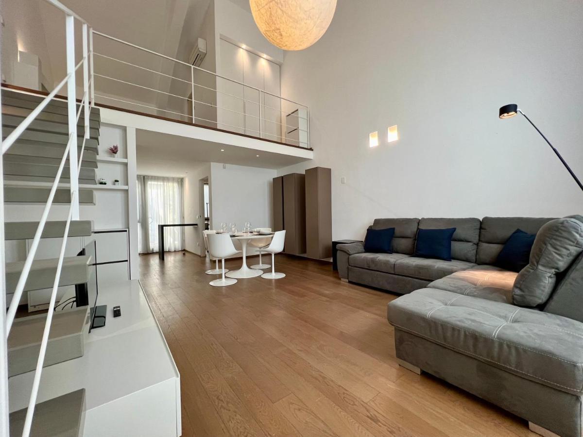 Апартаменты Modern Loft Милан Экстерьер фото